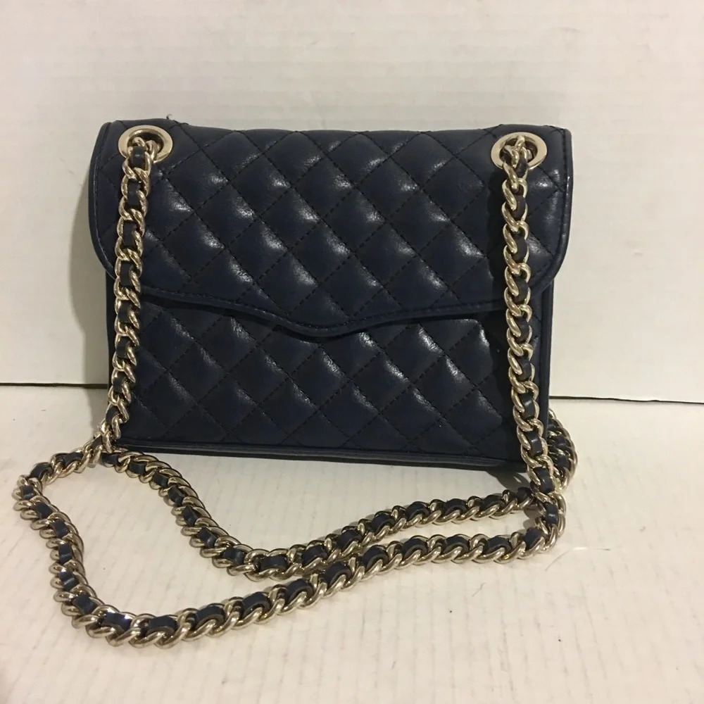 Rebecca Minkoff  quilted leather shoulder/ bag